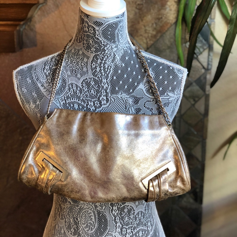 🚨Sold🚨Almas Gold Metallic Leather Purse